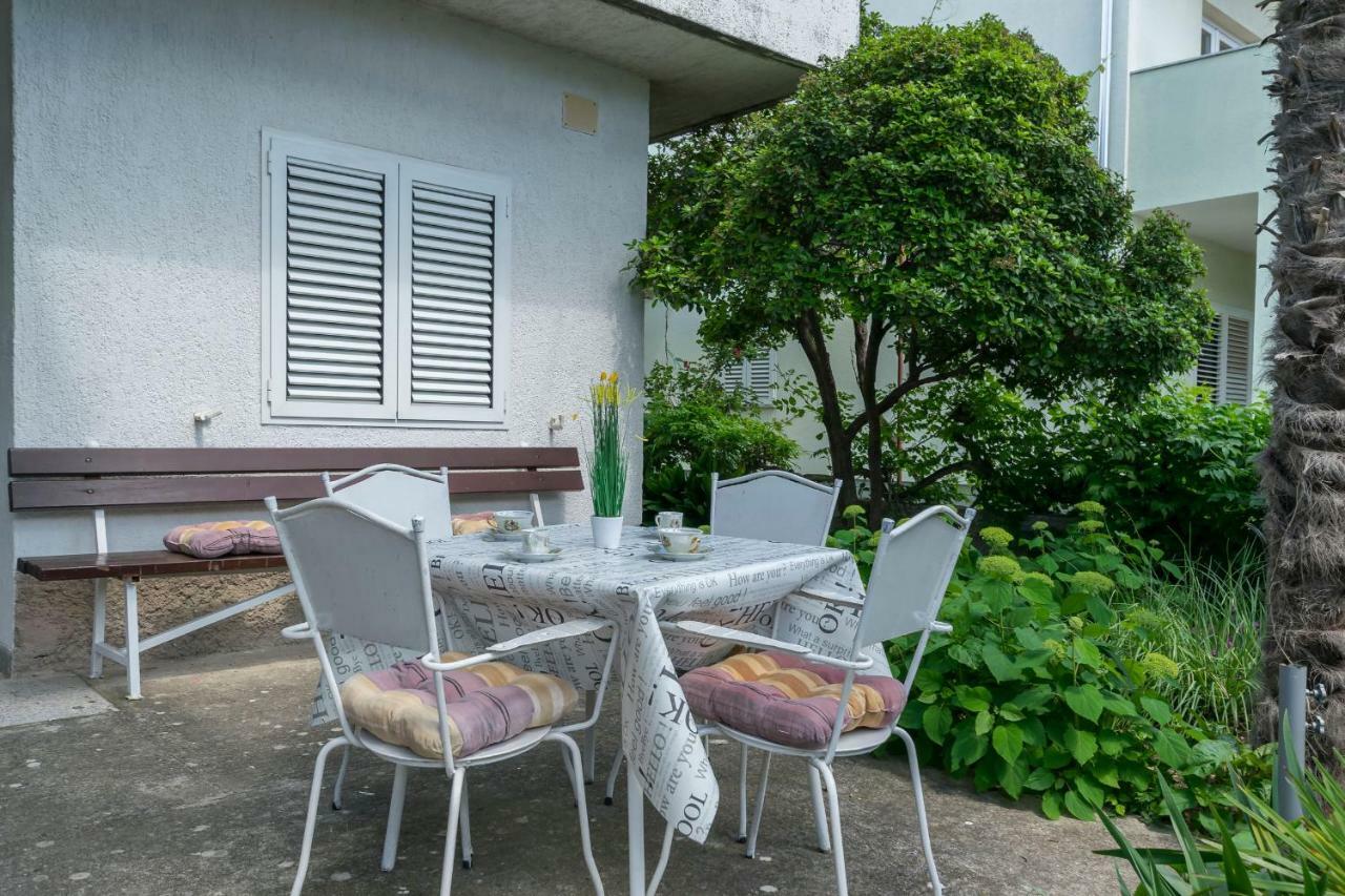 Apartments Miroslava โวดีเซ ภายนอก รูปภาพ