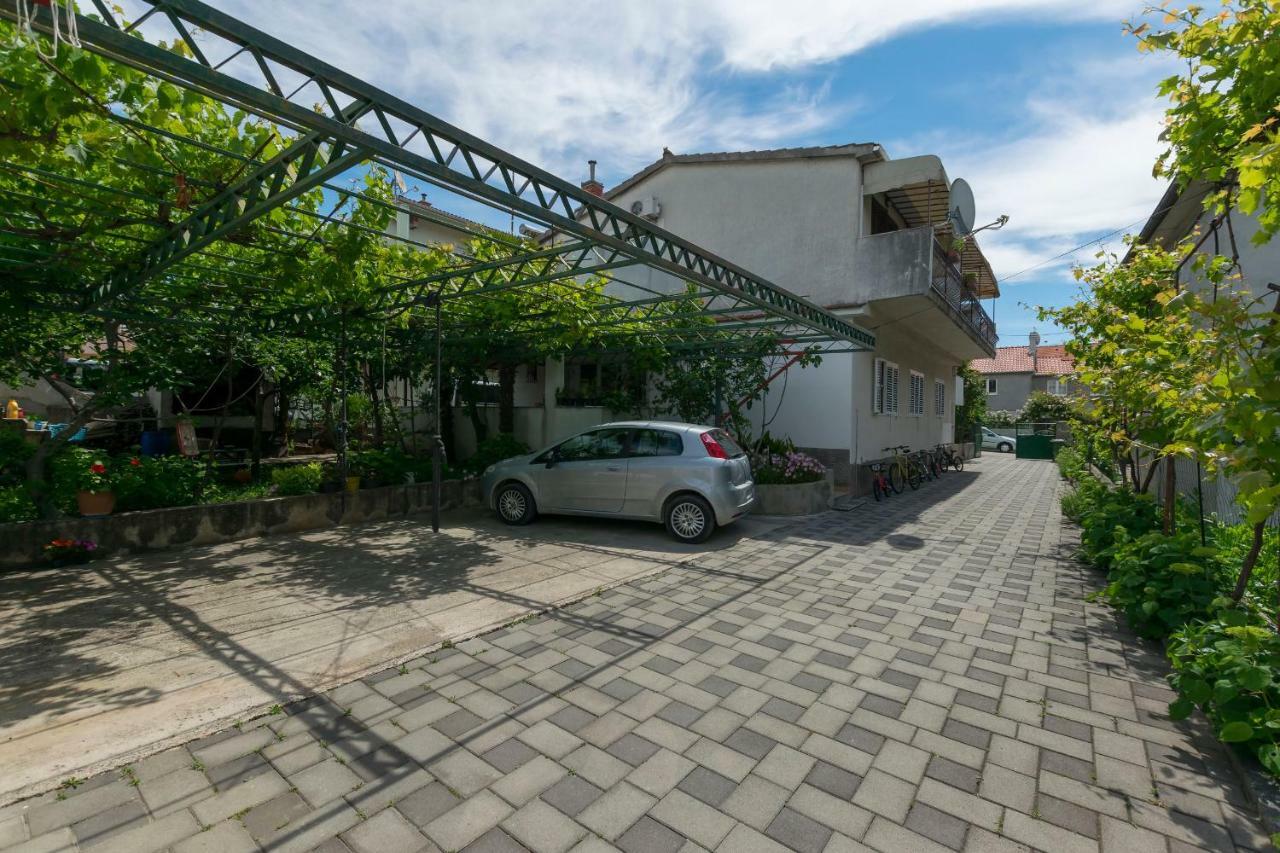 Apartments Miroslava โวดีเซ ภายนอก รูปภาพ